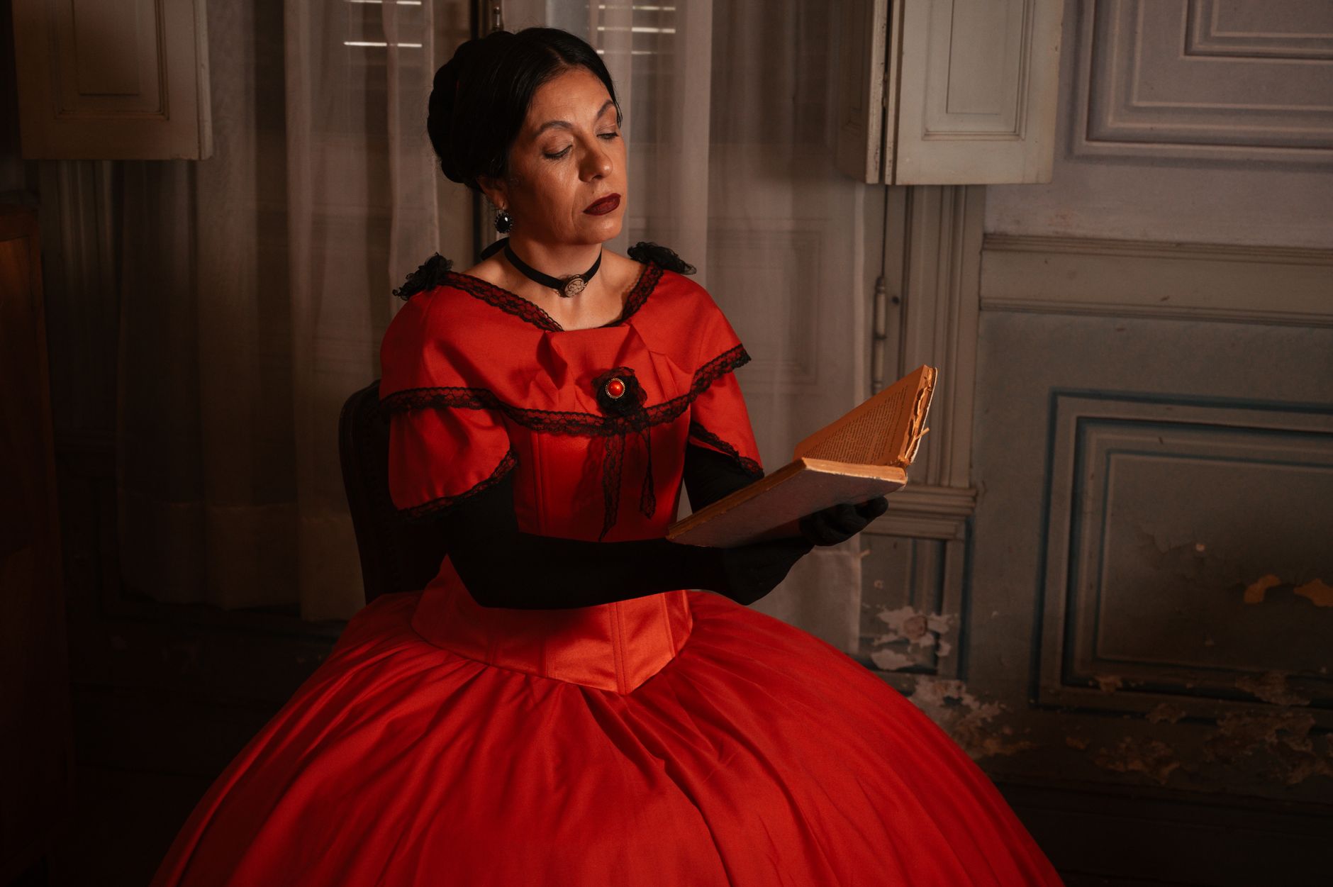 Actor in Victorian costume on a British film set illustrating British period drama fashion influence 2026